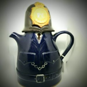 policeman teapot 001