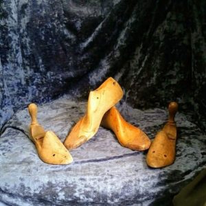 Wooden Shoe Trees 001